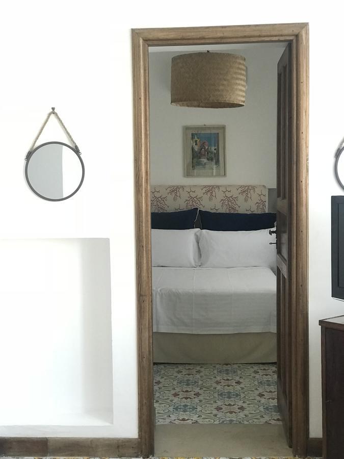 Marunnella Suites กาปรี ภายนอก รูปภาพ
